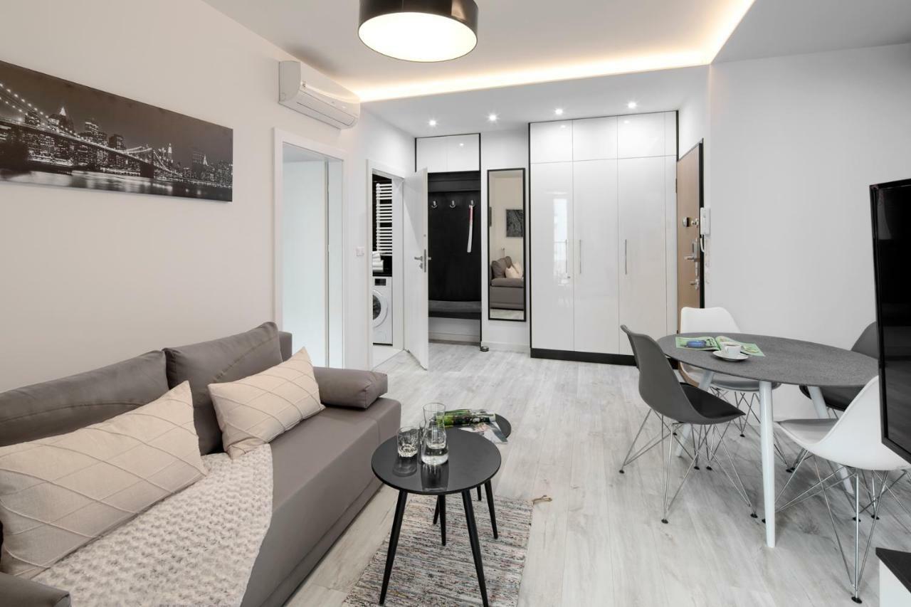 Native Apartments Lubelska 10 Krakow Exterior photo